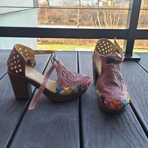 Huarache Boho Sandal ~ Size 7